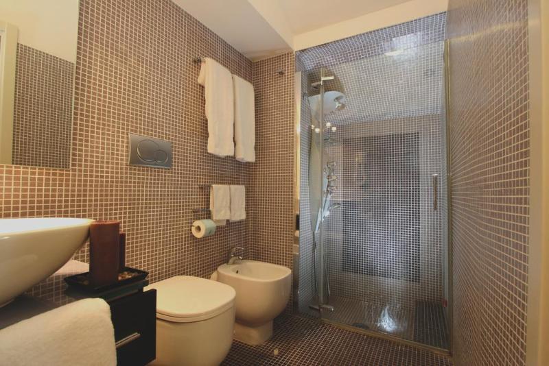 Blu Rooms - Genel