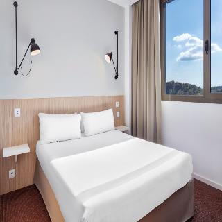 B&B Hotel Barcelona Sant Cugat fotoÄŸrafÄ±