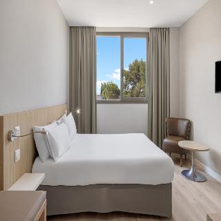 B&B Hotel Barcelona Sant Cugat fotoÄŸrafÄ±