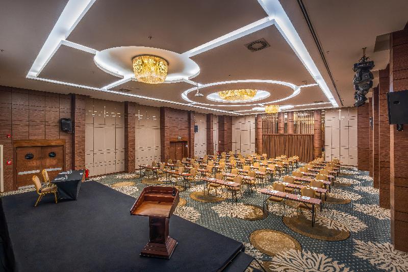 Holiday Inn ANKARA - ÇUKURAMBAR by IHG - Toplantı