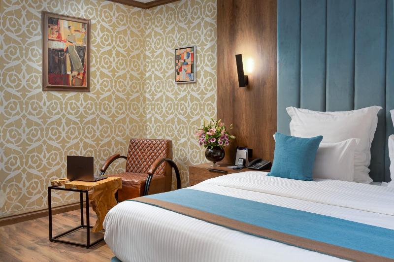 Madareem Crown Hotel - Oda