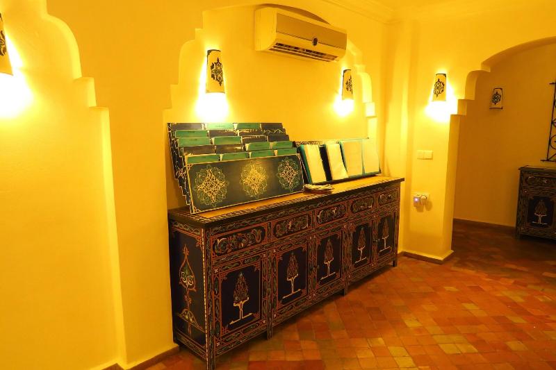 Hotel Al Alba - Lobi