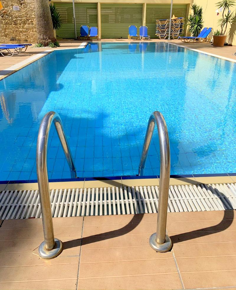 Kassavetis Center-Hotel Studios & Apartments - Havuz