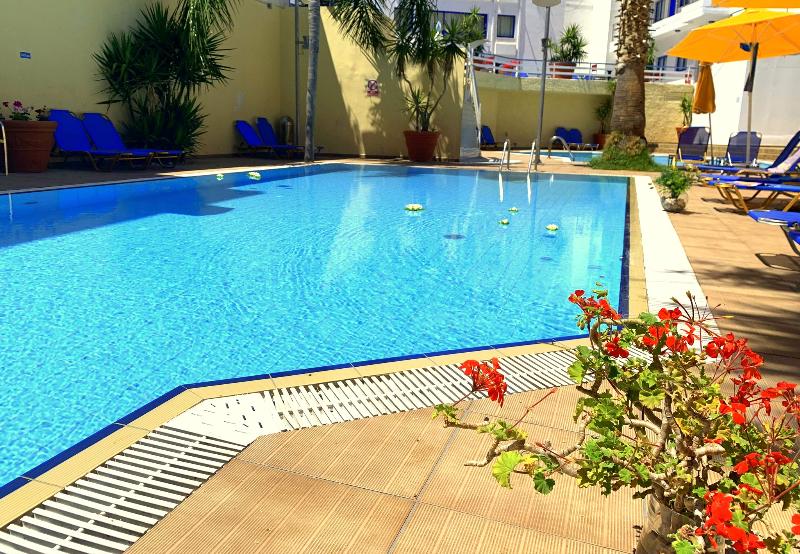 Kassavetis Center-Hotel Studios & Apartments - Havuz