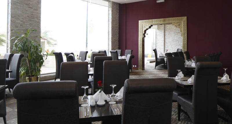 Warwick Al Jubail Hotel - Restoran