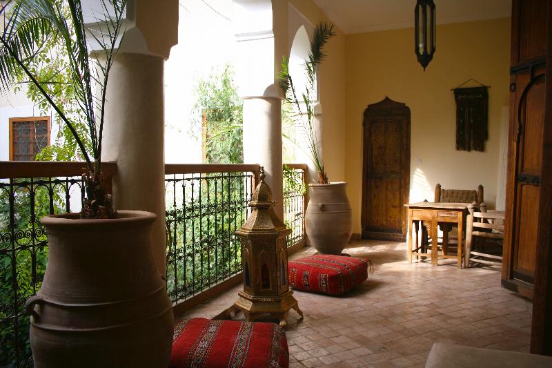 Riad El Youssoufi - Genel