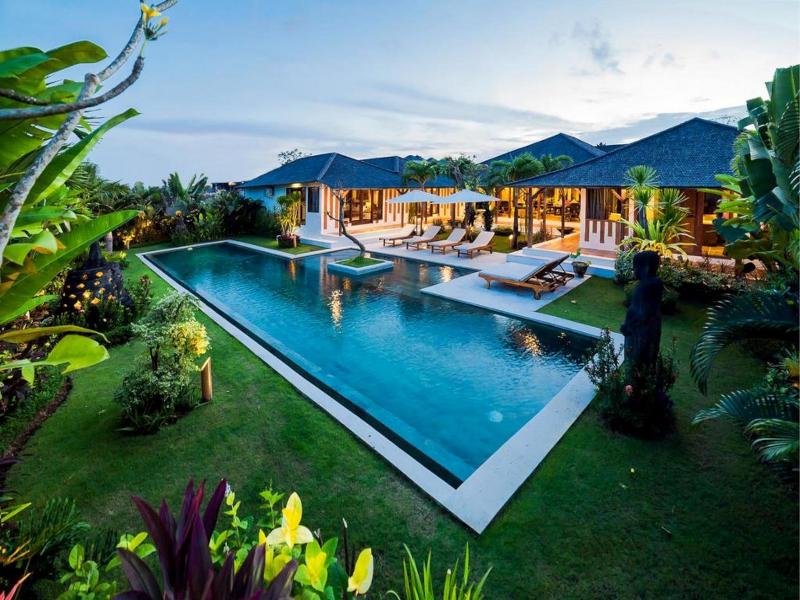 Jimbaran Balangan Beach Front Villa Nakar - Oda