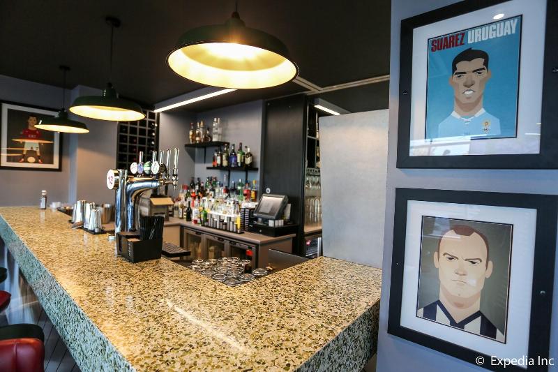 Football, Old Trafford, a Tribute Portfolio Hotel - Bar