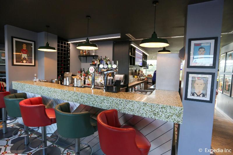 Football, Old Trafford, a Tribute Portfolio Hotel - Bar