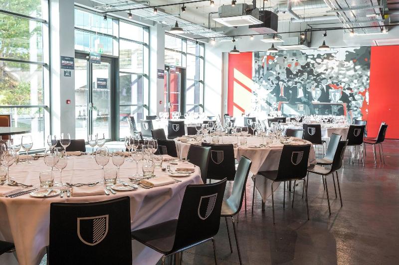 Football, Old Trafford, a Tribute Portfolio Hotel - Toplantı