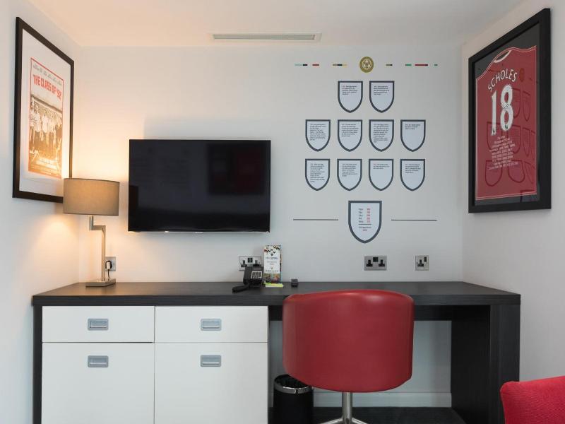 Football, Old Trafford, a Tribute Portfolio Hotel - Genel