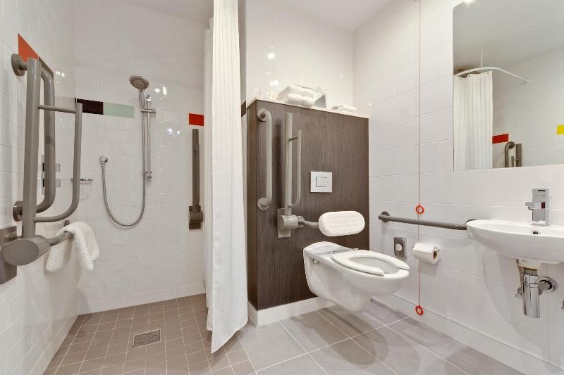 Football, Old Trafford, a Tribute Portfolio Hotel - Oda