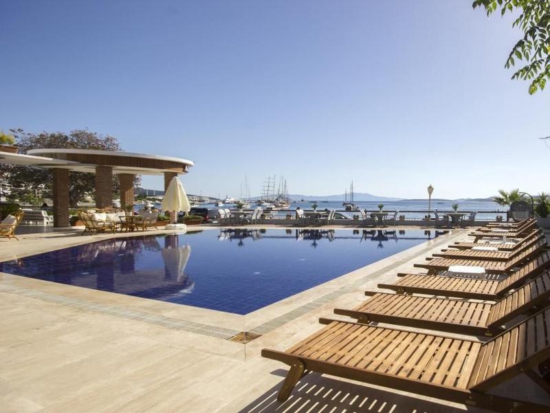 Akkan Beach Hotel - Havuz