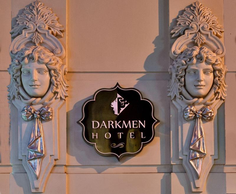 Darkmen Hotel - Genel
