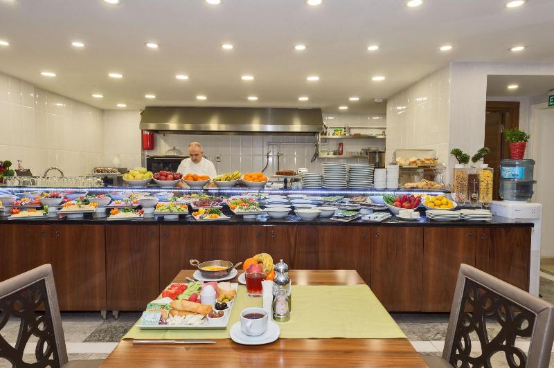 Darkmen Hotel - Restoran