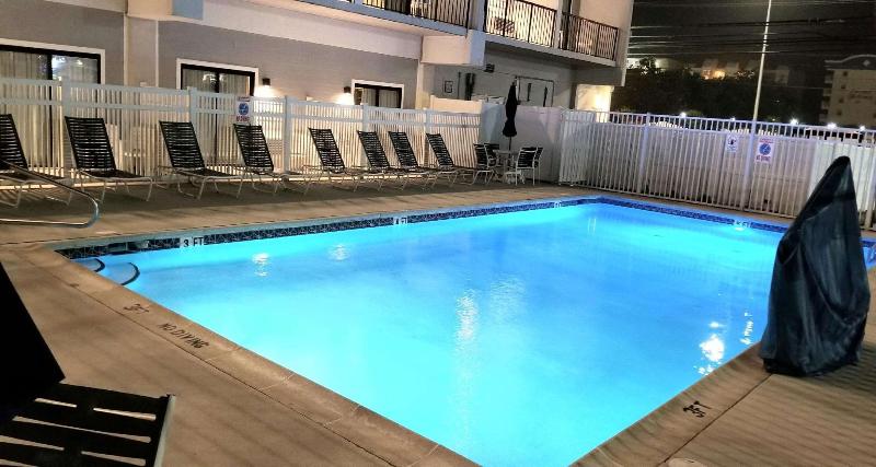 Best Western Premier The Hive - Havuz