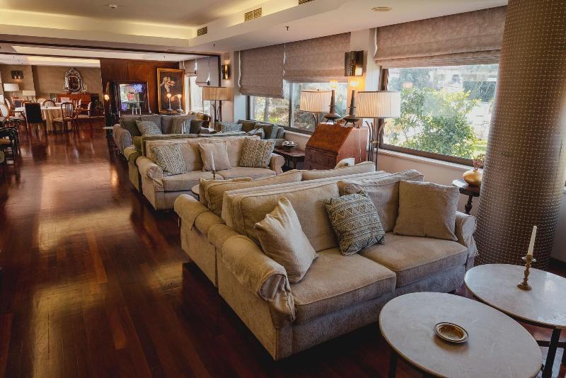 Mati Hotel - Lobi