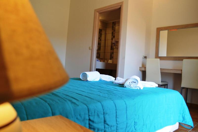 Matala Bay in Style Apartments - Oda