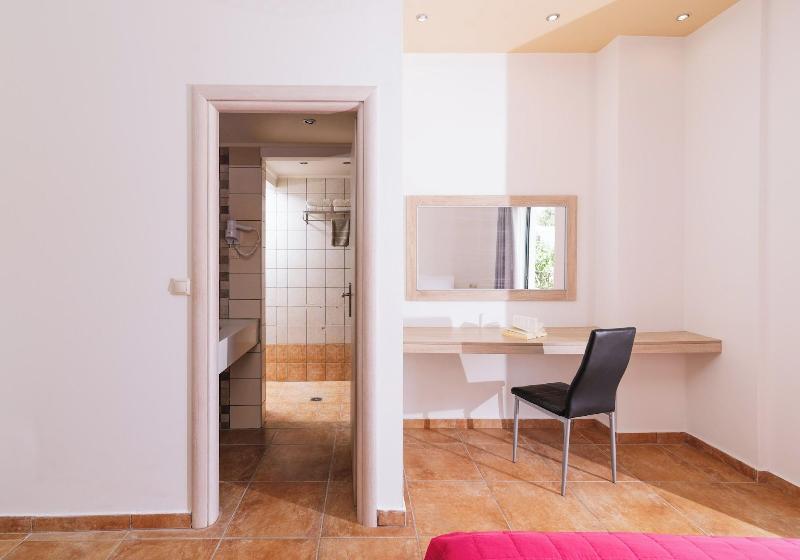 Matala Bay in Style Apartments - Oda