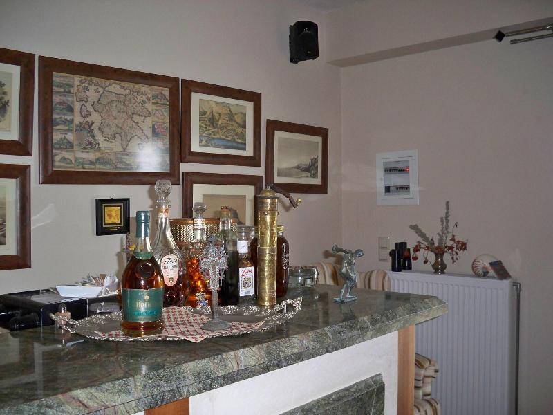 Porto Mani Suites - Bar