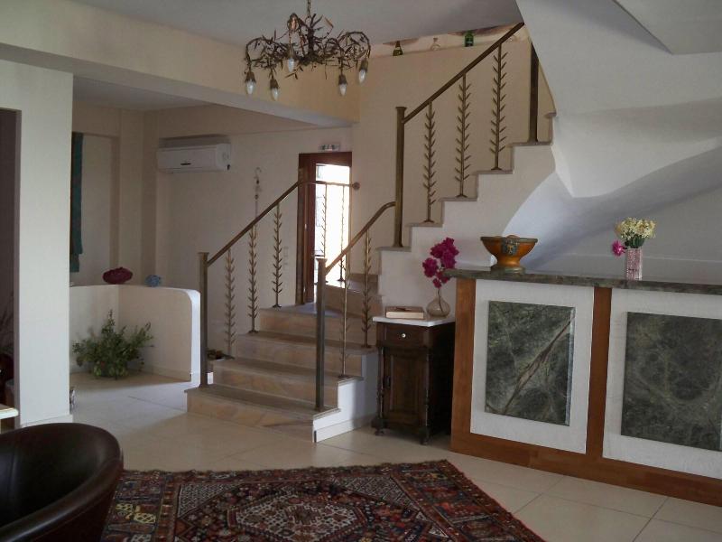 Porto Mani Suites - Lobi