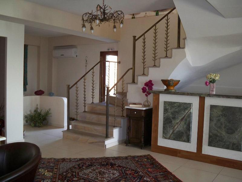 Porto Mani Suites - Lobi