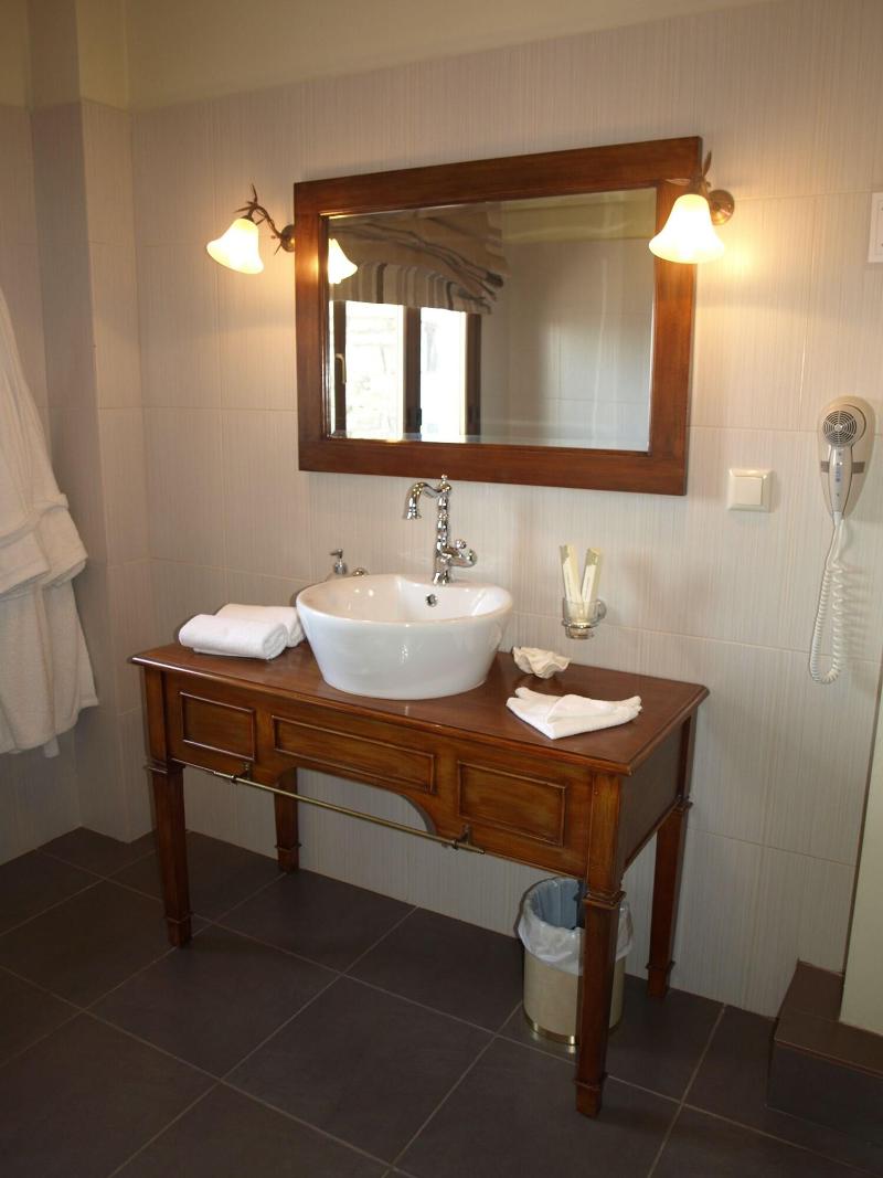 Porto Mani Suites - Oda