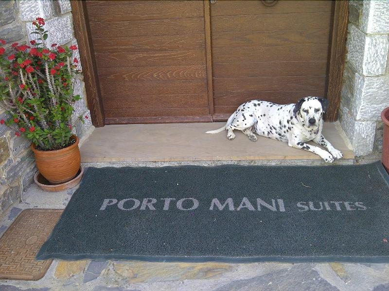 Porto Mani Suites - Oda