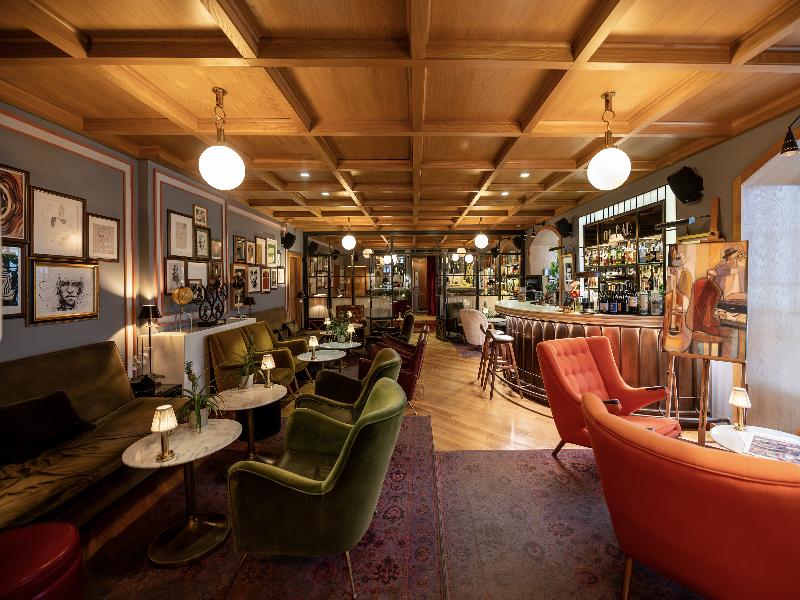 Browns Central Hotel - Bar