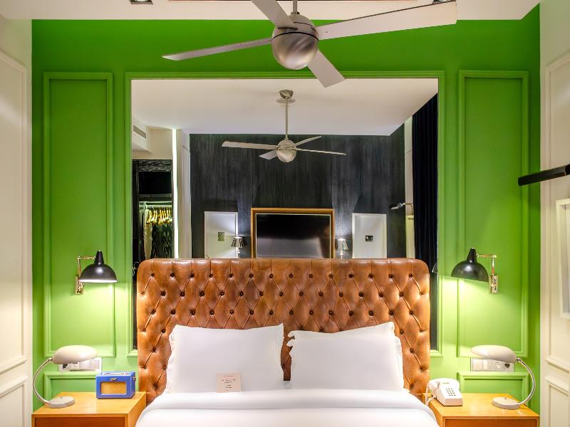 Browns Central Hotel - Oda