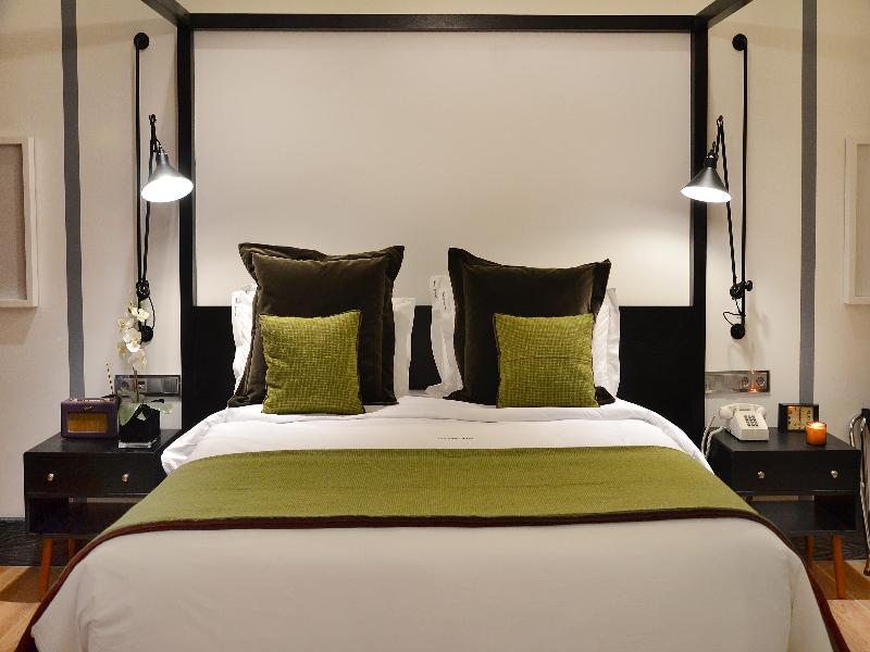 Browns Central Hotel - Oda