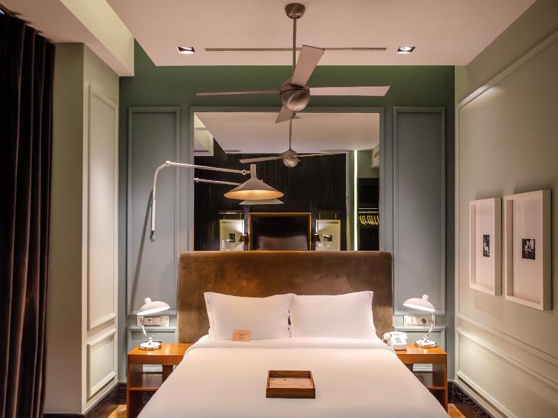 Browns Central Hotel - Oda