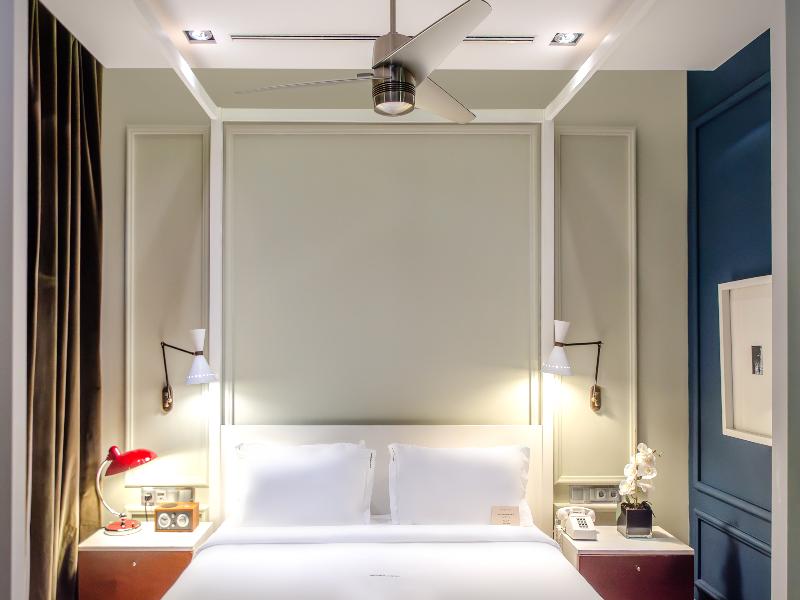 Browns Central Hotel - Oda