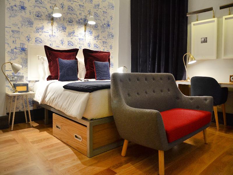 Browns Central Hotel - Oda
