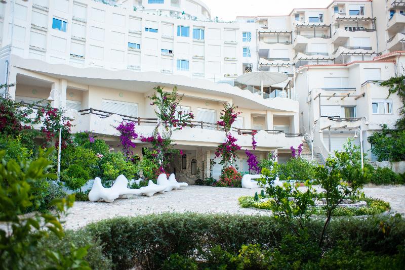 Bougainville Bay Hotel - Genel