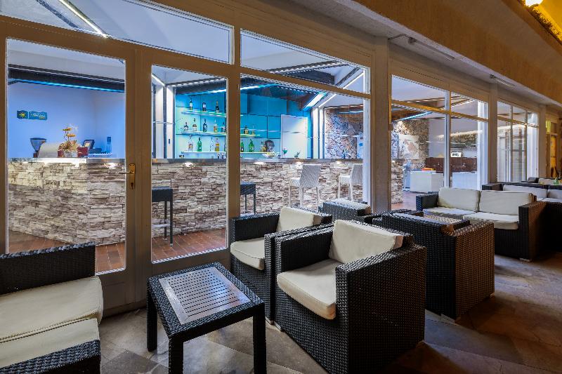 Fontana Bayside Park - Bar