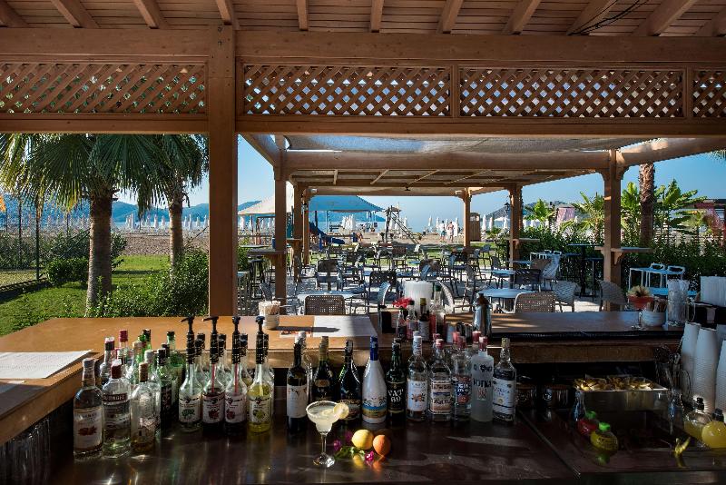 Akra Fethiye Tui Blue Sensatori - Bar