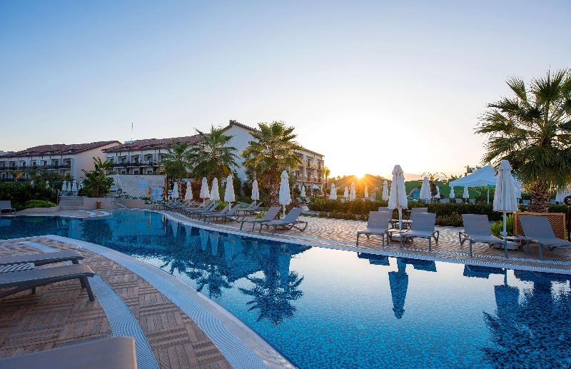 Akra Fethiye Tui Blue Sensatori - Havuz