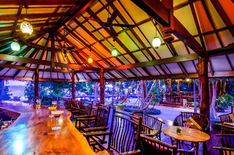 Koh Jum Beach Villas - Bar