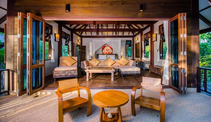 Koh Jum Beach Villas - Oda