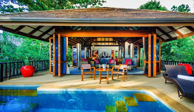 Koh Jum Beach Villas - Oda
