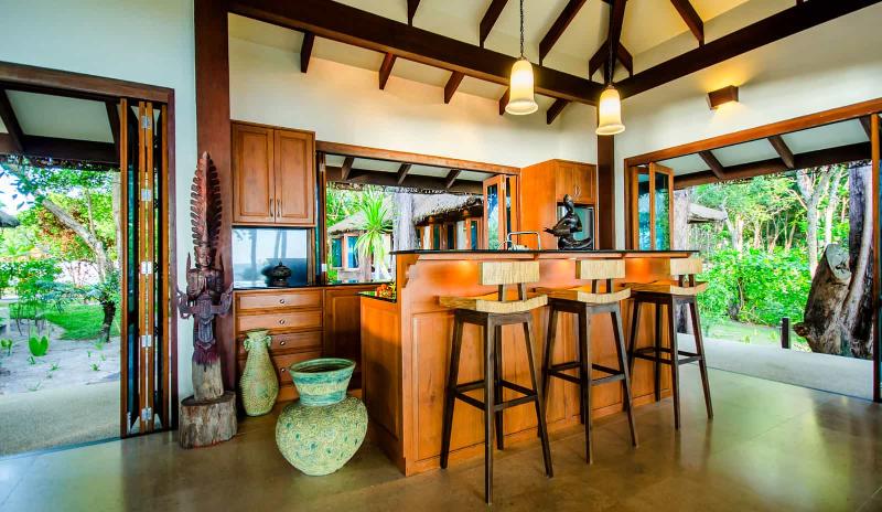 Koh Jum Beach Villas - Oda