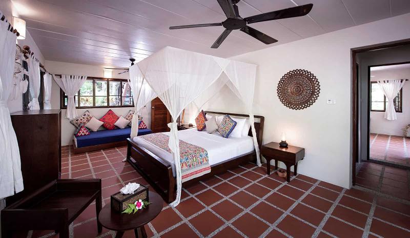 Koh Jum Beach Villas - Oda
