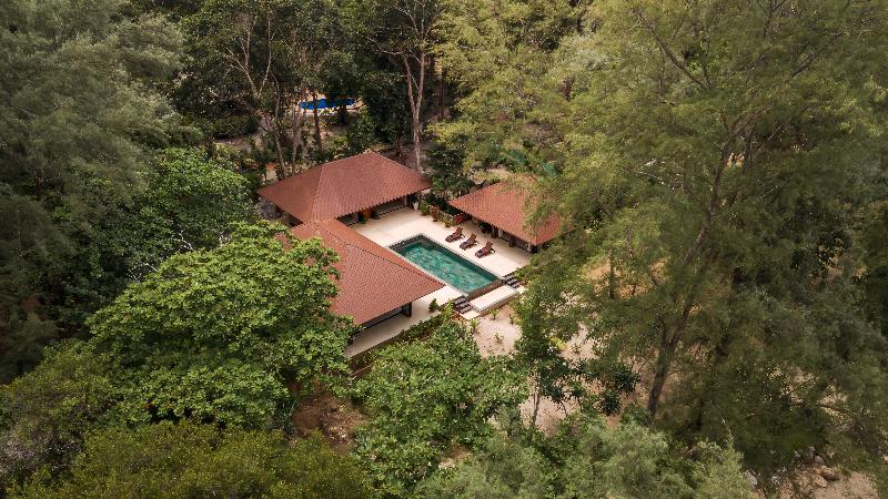 Koh Jum Beach Villas - Oda