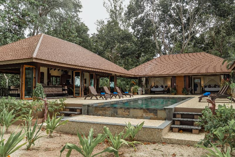 Koh Jum Beach Villas - Oda