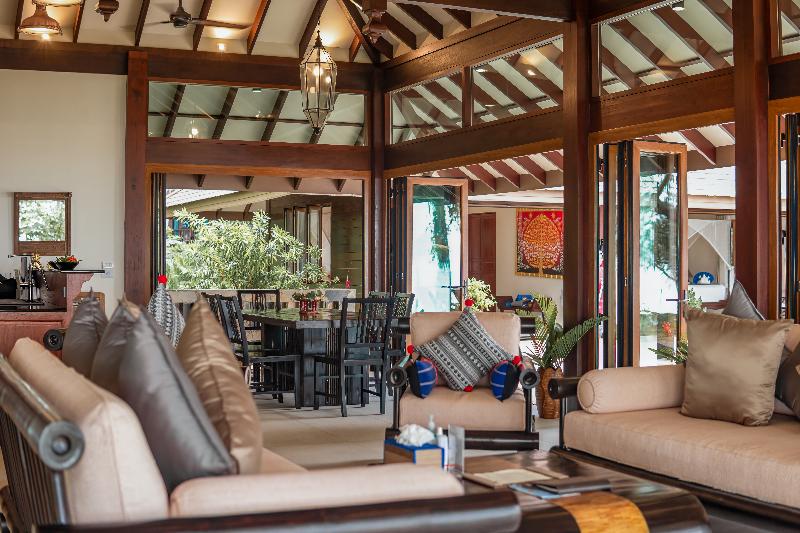Koh Jum Beach Villas - Oda