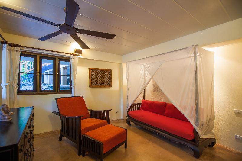 Koh Jum Beach Villas - Oda