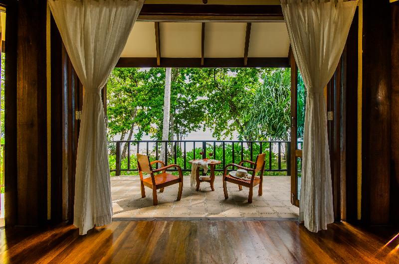 Koh Jum Beach Villas - Oda