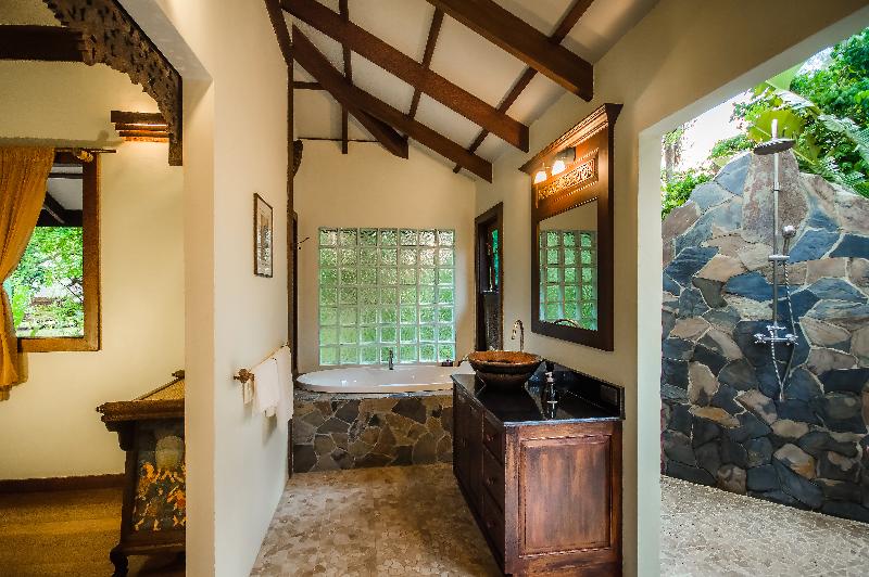 Koh Jum Beach Villas - Oda