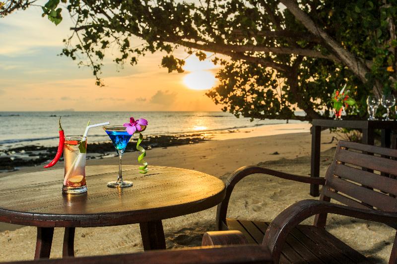 Koh Jum Beach Villas - Restoran